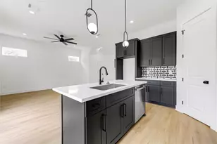 9007 Noel St, Houston, TX 77033 - Photo 7