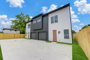 9007 Noel St, Houston, TX 77033 - Photo 35