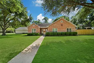 34605 Kara Ln, Pinehurst, TX 77362 - Photo 1