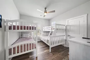 18611 Warrior Rd, Galveston, TX 77554 - Photo 21