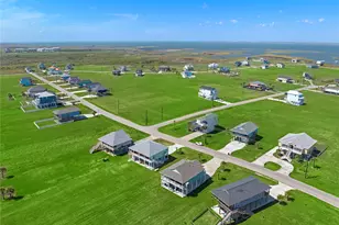 18611 Warrior Rd, Galveston, TX 77554 - Photo 41