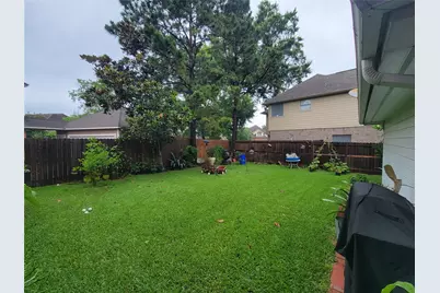 18402 Spinner Court Drive, Humble, TX 77346 - Photo 33