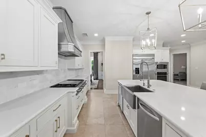 63 NW Chancery Place NW, The Woodlands, TX 77381 - Photo 13