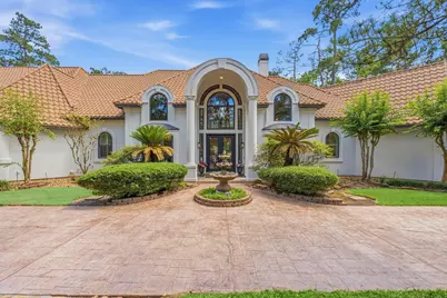 63 NW Chancery Place NW, The Woodlands, TX 77381 - Photo 7