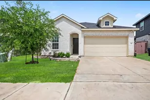 214 Water Grass Trl, Clute, TX 77531 - Photo 1