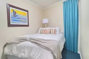 6102 Seawall Blvd, Galveston, TX 77551 - Photo 3