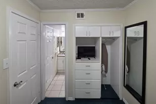 6102 Seawall Blvd, Galveston, TX 77551 - Photo 13