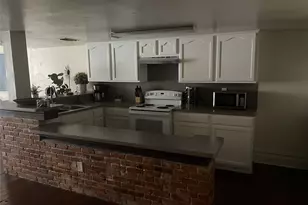 2118 Strand St, Galveston, TX 77550 - Photo 13