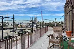 2118 Strand St, Galveston, TX 77550 - Photo 5