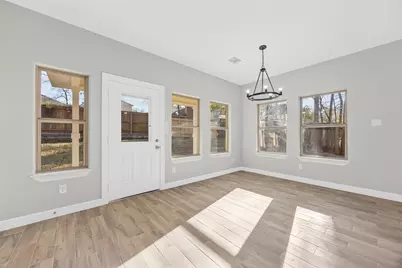 1805 Rollingwood Drive, Huntsville, TX 77340 - Photo 19