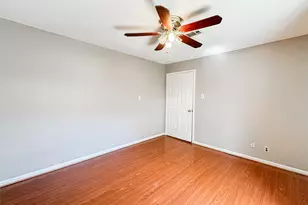 132 Grothe Ln, Houston, TX 77022 - Photo 15