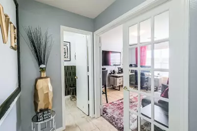 16011 Crooked Arrow Drive, Sugar Land, TX 77498 - Photo 9