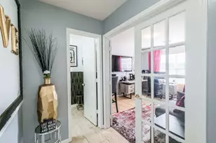 16011 Crooked Arrow Dr, Sugar Land, TX 77498 - Photo 9