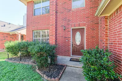 16011 Crooked Arrow Drive, Sugar Land, TX 77498 - Photo 3