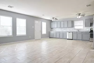 16011 Crooked Arrow Drive, Sugar Land, TX 77498 - Photo 13