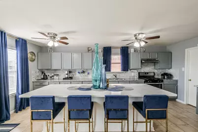 16011 Crooked Arrow Drive, Sugar Land, TX 77498 - Photo 17