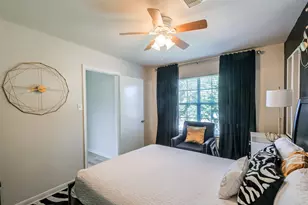 16011 Crooked Arrow Dr, Sugar Land, TX 77498 - Photo 39