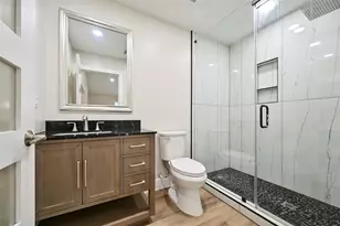 10930 White Thorn St, Houston, TX 77016 - Photo 25