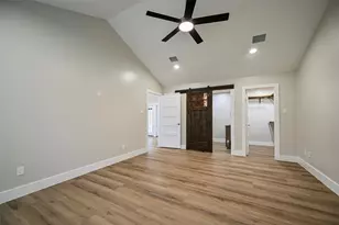 10930 White Thorn St, Houston, TX 77016 - Photo 27