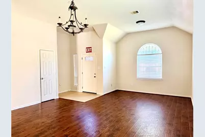 13743 Canyon Hollow Loop, Houston, TX 77083 - Photo 5