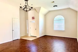 13743 Canyon Hollow Loop, Houston, TX 77083 - Photo 5