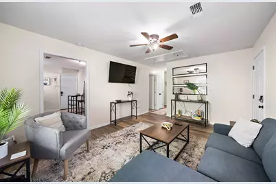 3330 Avenue O 1/2, Galveston, TX 77550 - Photo 5