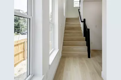 1214 W 24th Street #C, Houston, TX 77008 - Photo 3