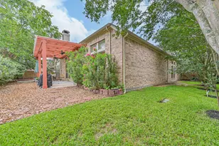 2701 Greenblade Ct, Pearland, TX 77584 - Photo 39