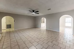 1914 Rosewood Ln, Huntsville, TX 77340 - Photo 7