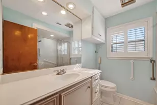 4202 Marlborough Dr, Houston, TX 77092 - Photo 11