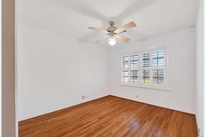 4202 Marlborough Drive, Houston, TX 77092 - Photo 9