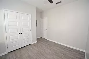 909 W La Pointe Ave, Mission, TX 78573 - Photo 11