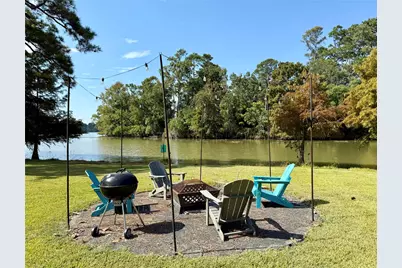 1519 W Lake Drive, Houston, TX 77336 - Photo 1