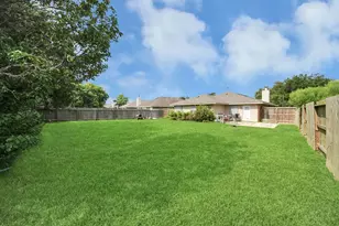 137 Rustic Colony Ln, Dickinson, TX 77539 - Photo 11