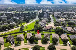 137 Rustic Colony Ln, Dickinson, TX 77539 - Photo 13