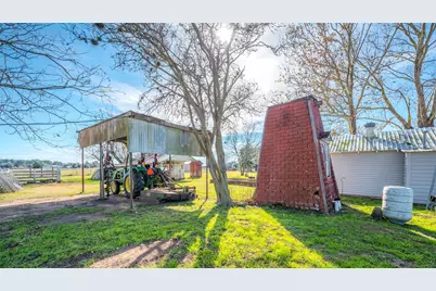 10152 Fm 949, Cat Spring, TX 78933 - Photo 13