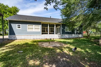 1302 Southfork Lane, Rosharon, TX 77583 - Photo 5