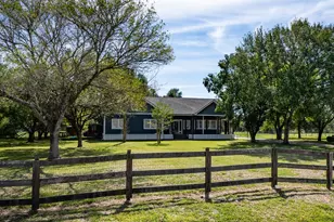 1302 Southfork Ln, Rosharon, TX 77583 - Photo 1