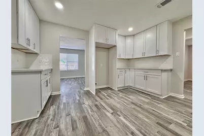 5115 Hialeah Drive, Houston, TX 77092 - Photo 3