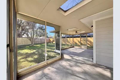 5115 Hialeah Drive, Houston, TX 77092 - Photo 19