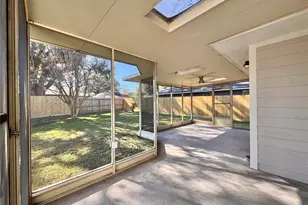 5115 Hialeah Dr, Houston, TX 77092 - Photo 19