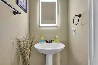 1242 S Maple Drive, Katy, TX 77493 - Photo 5