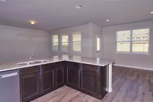 2225 Angie Kaye Dr, Conroe, TX 77301 - Photo 7