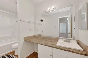 10555 Turtlewood Ct, Houston, TX 77072 - Photo 11