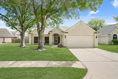 8134 Blue Jay, Baytown, TX 77523 - Photo 1
