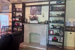 401 S Cottonwood St, Crockett, TX 75835 - Photo 7