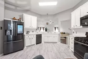 222 Doncaster St, Conroe, TX 77303 - Photo 9