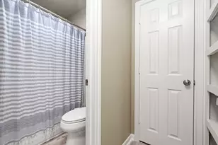 222 Doncaster St, Conroe, TX 77303 - Photo 17