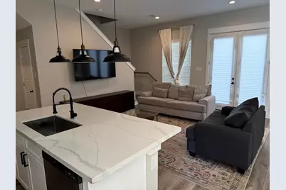 5206 Pinemont Creek Lane, Houston, TX 77018 - Photo 9