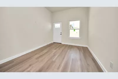 8025 Peachtree Street #B, Houston, TX 77016 - Photo 11